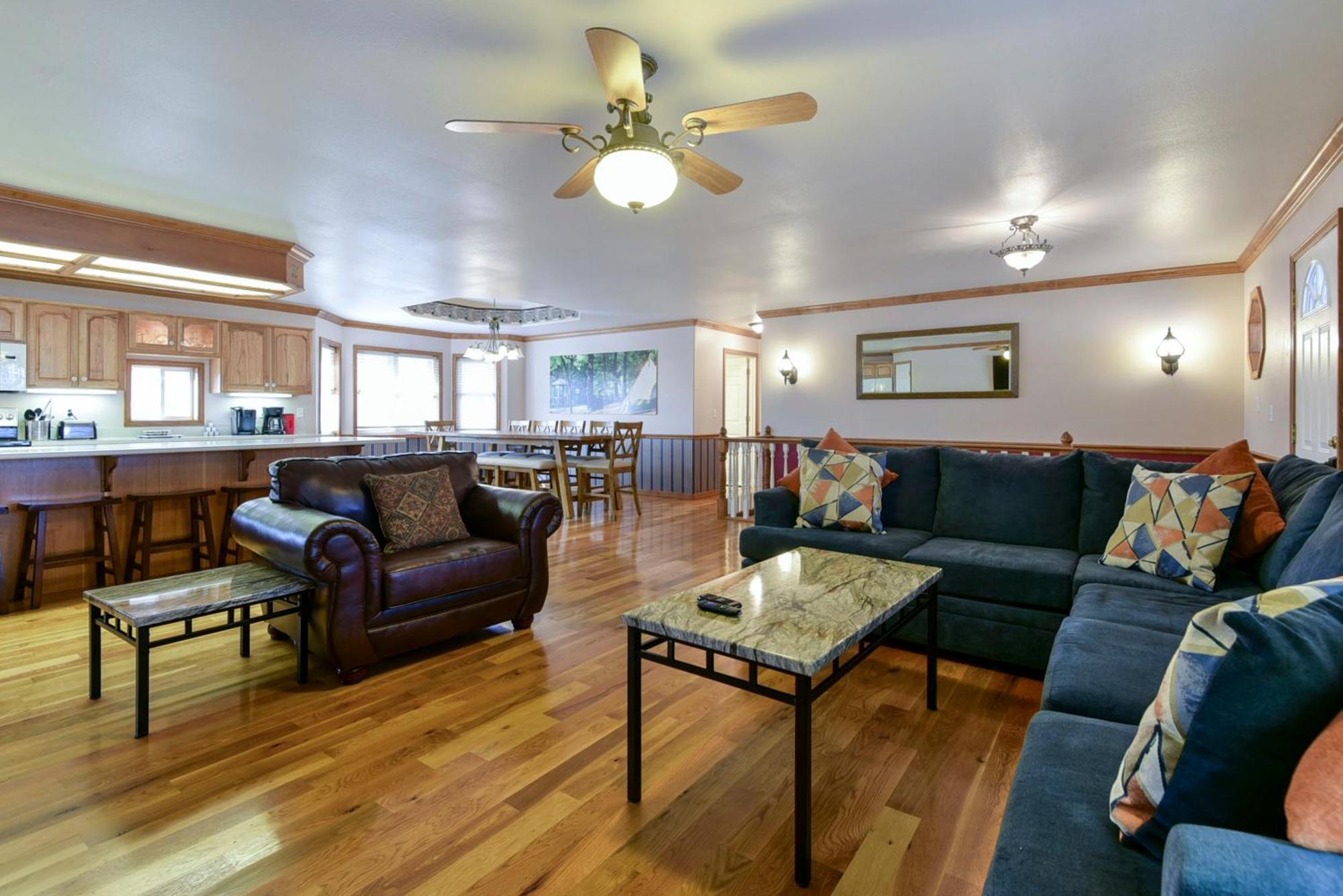 5 Bedroom Vacation Home Next To Silver Dollar City Branson Exteriör bild